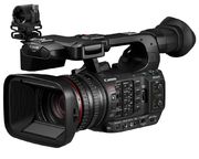 Видеокамера Canon XF605
